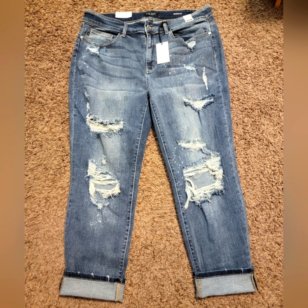 Judy Blue Boyfriend Fit Distressed Mid Rise Jeans NEW With Tags Size 20w